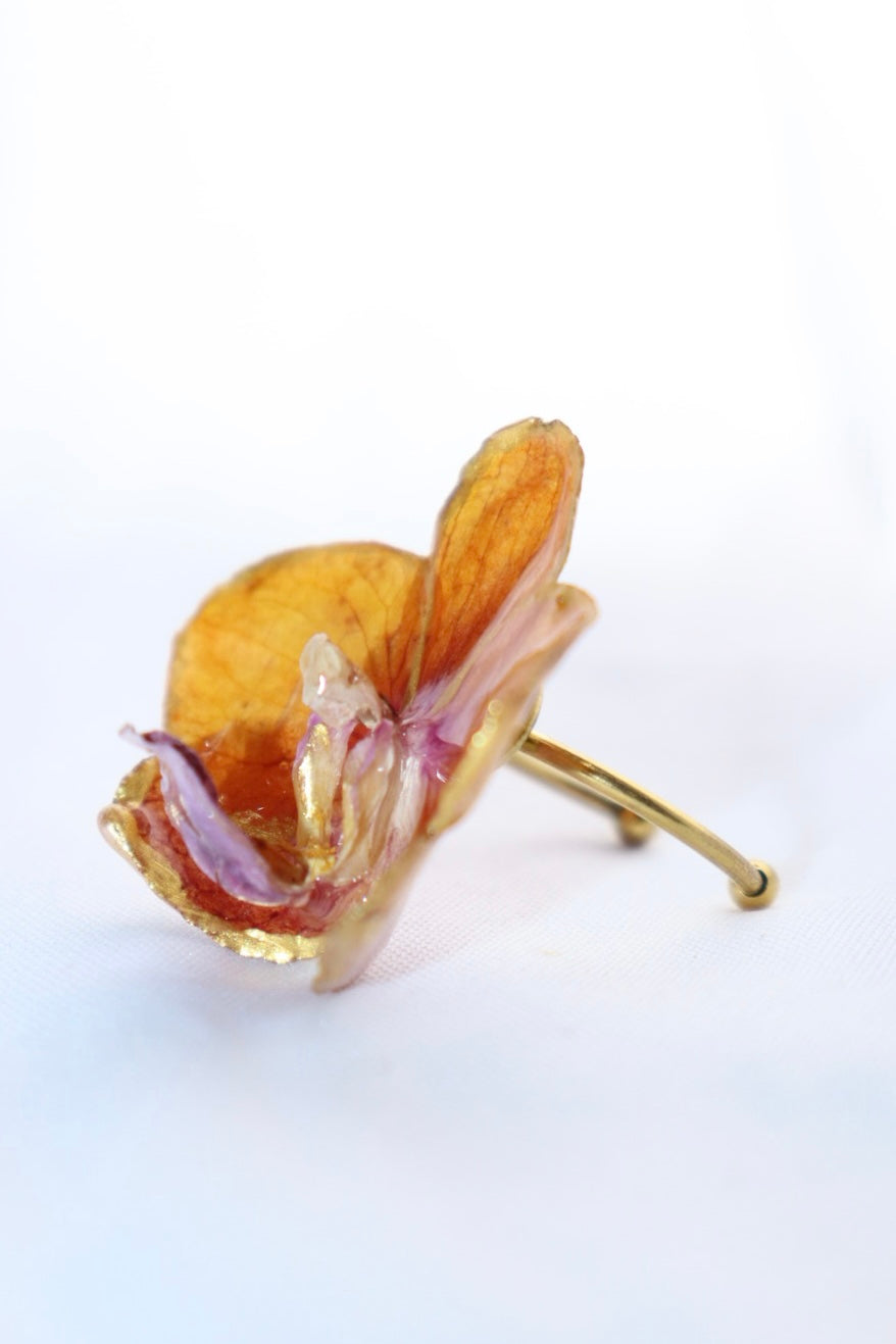 🧡 Phalaenopsis Orange Orchid Ring – Adjustable Gold Band